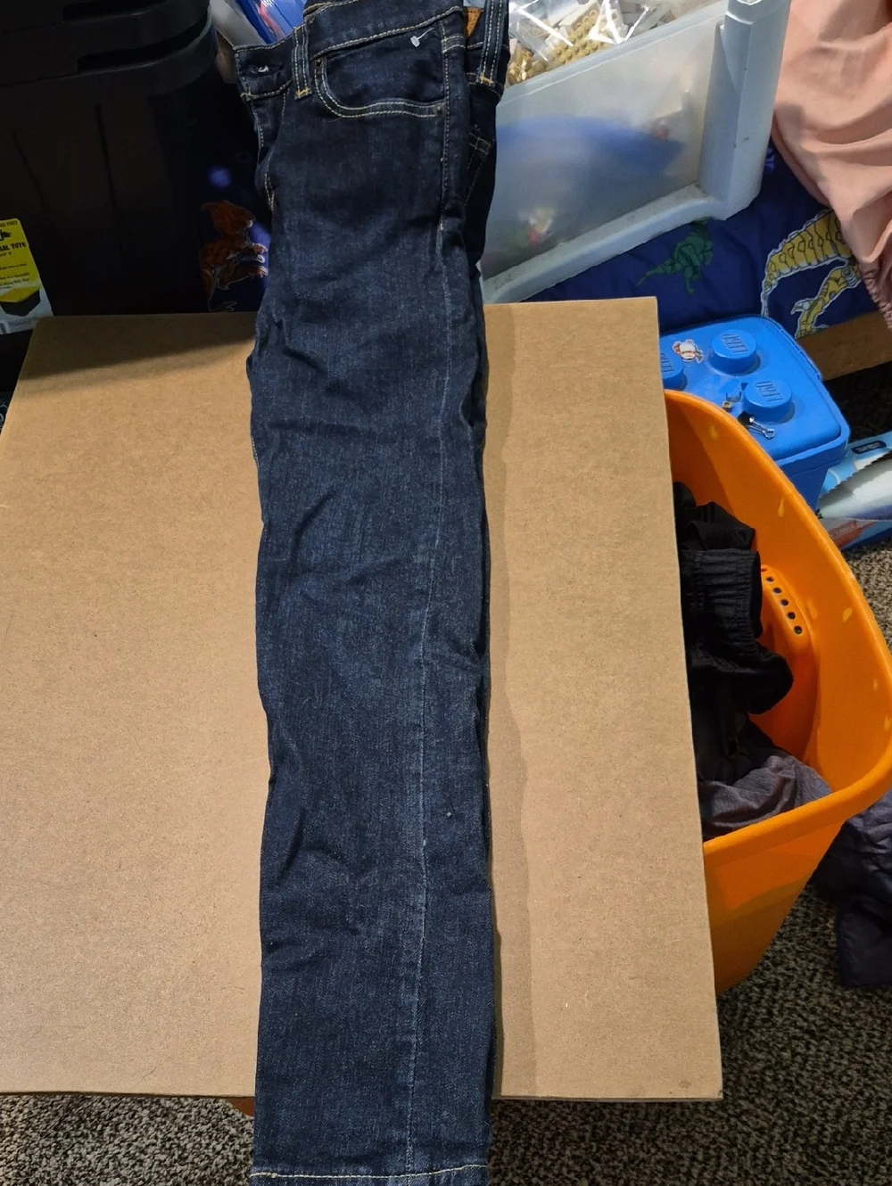 Dark Blue Denim Jeans. 29x32